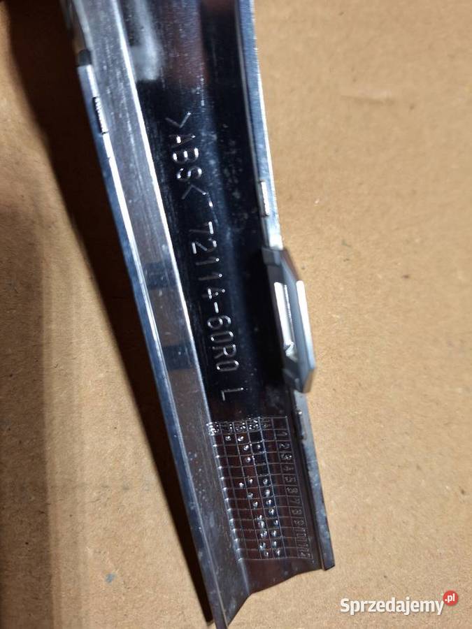 Suzuki Vitara III listwa ozdobna atrapy grilla Brzesko sprzedam