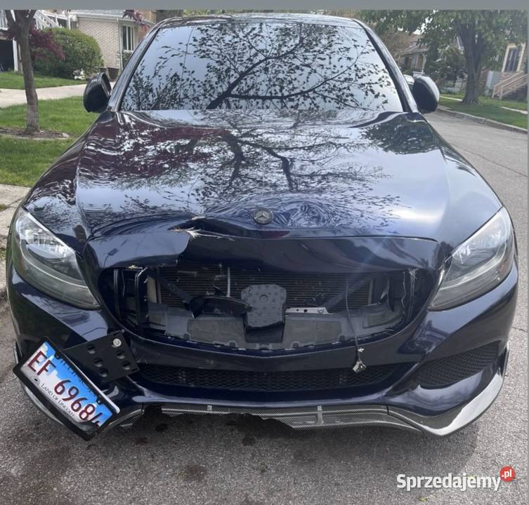 MercedesBenz W205 C300 4MATIC 2015r Rok produkcji 2015 Lublin