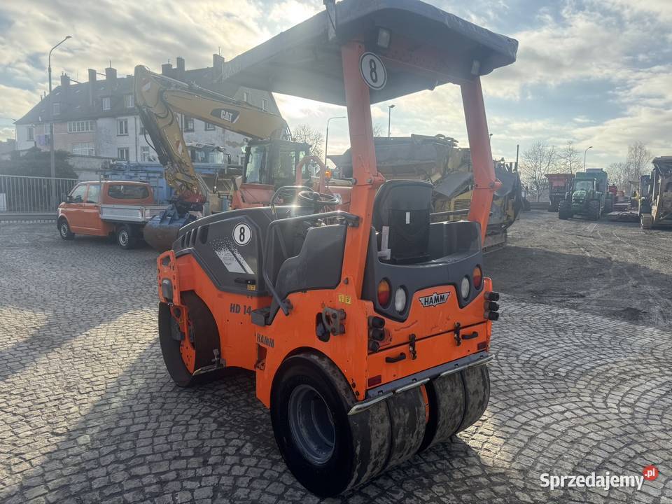 Walec Hamm HD14 VT GumaStal Chojnów