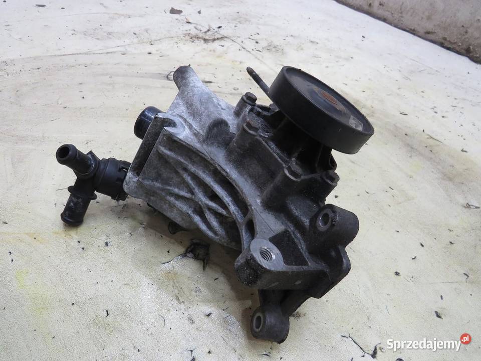 POMPA WODY AVENSIS T27 T29 20D 7823008