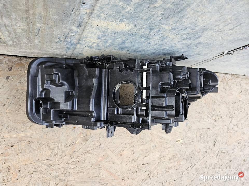 BMW 5 G30 G31 LASER PUSZKA LAMPY PRAWA PRZÓD Międzychód