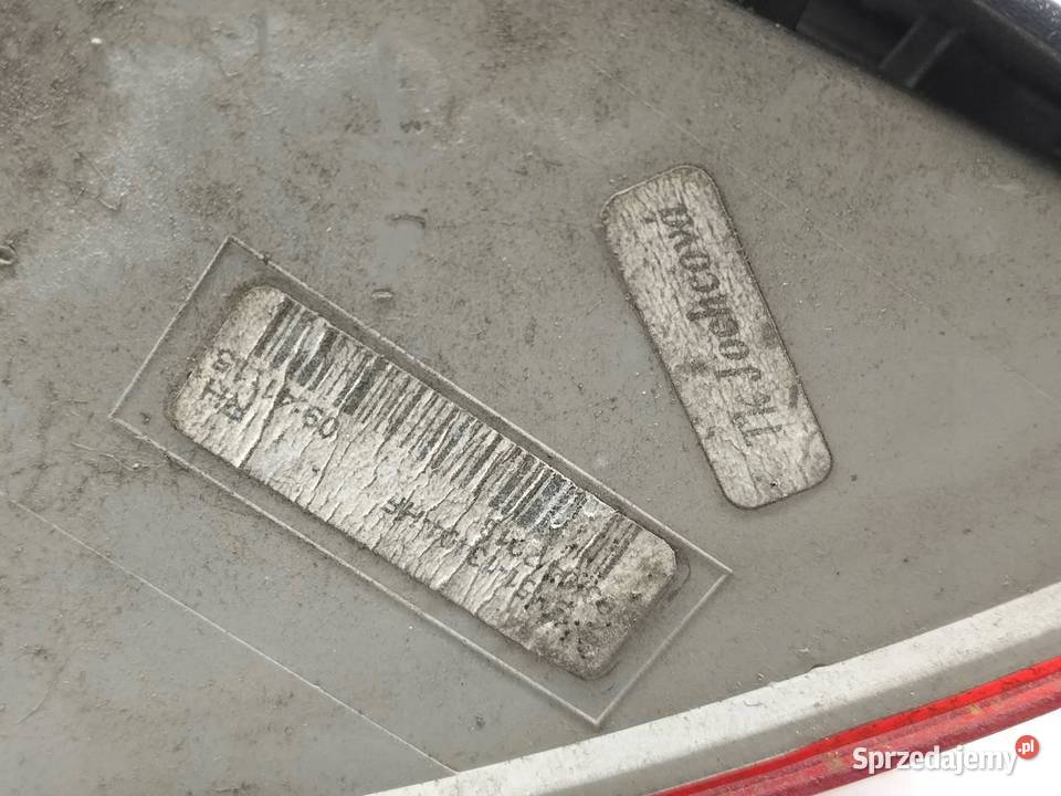 LAMPA TYŁ PRAWA KOMBI Ford Focus Mk3 20102019