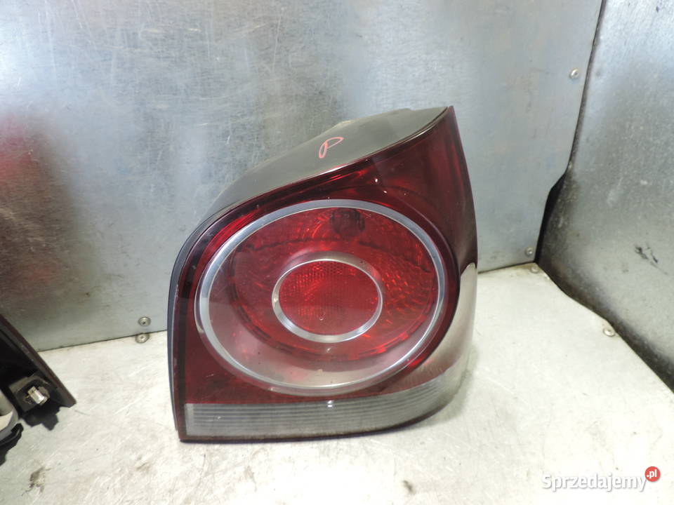 LAMPA PRAWA TYLNA PRAWY TYŁ VW POLO 9N LIFT Nowy Sącz