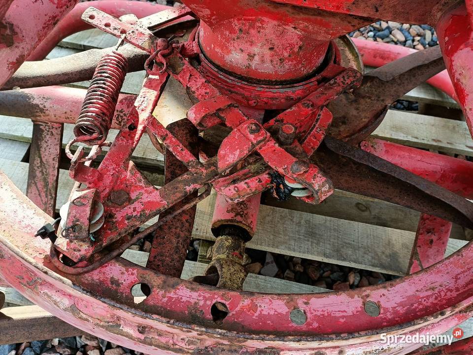 500l Rozsiewacz nawozu LELY tabele wysiewu śląskie Racibórz sprzedam