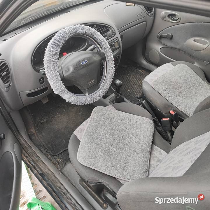 Ford Fiesta 13 Benz 2000r sprowadzony Zielona Góra sprzedam