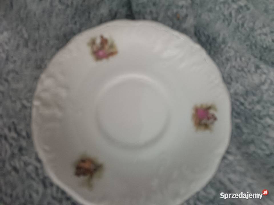 Filiżanki że spodeczkami z PRLu Chorzów
