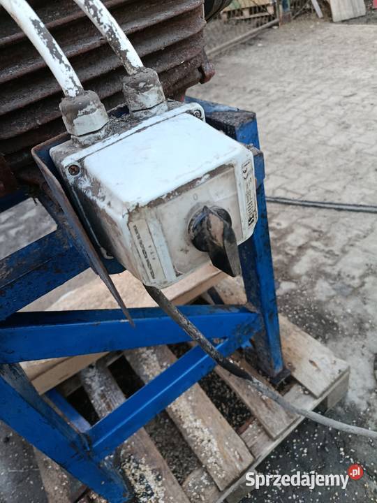 Gniotownik walcownik do ziarna polski nieuszkodzony Limanowa