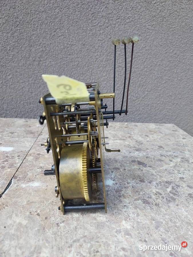 642 Mechanizm starego zegara ściennego Metron Tczew