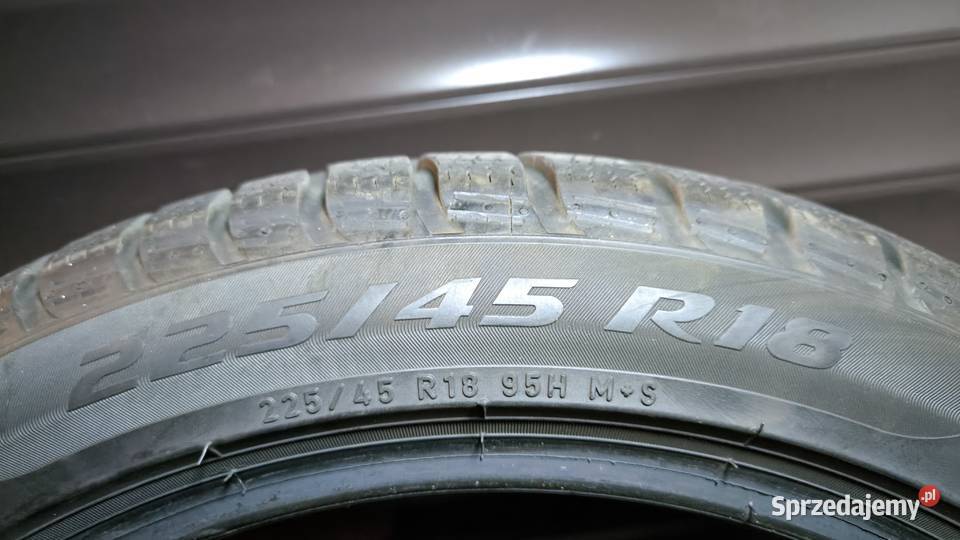 Opony zimowe PIRELLI SOTTOZERO 3 22545R18 95H Warszawa sprzedam
