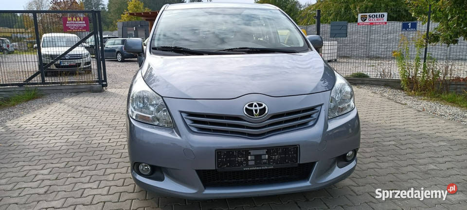 Toyota Verso zadbana 18l Benz 1800cm3 Stare Budy