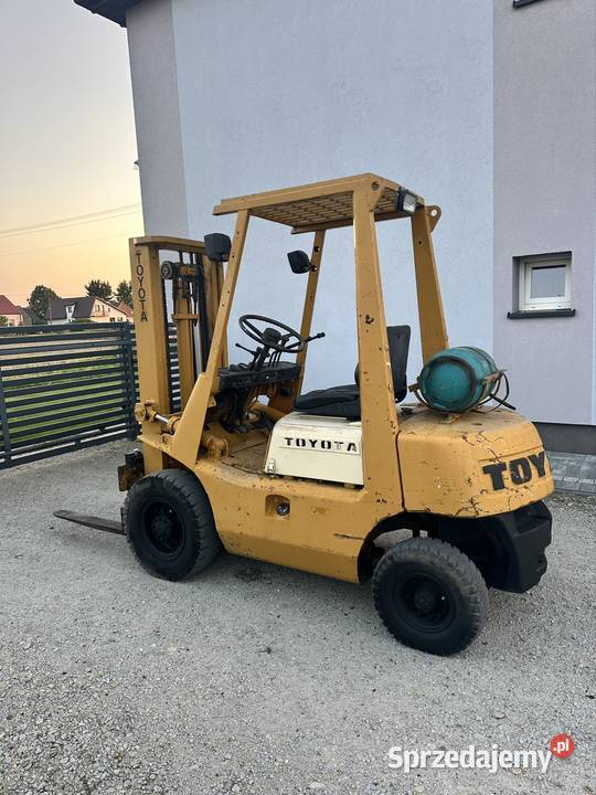 Wózek widlowy toyota 2t 33m automat lpg wolna Pajęczno
