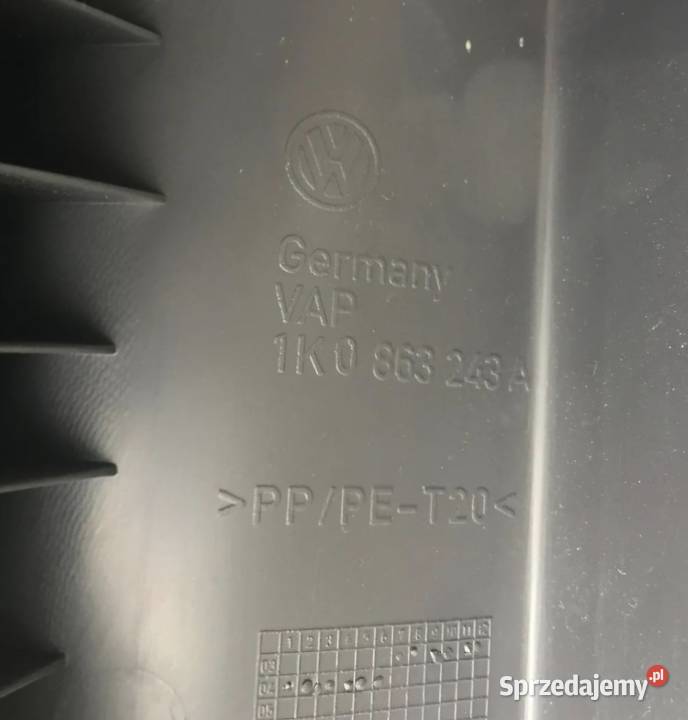 TUNEL ŚRODKOWY VW GOLF V 5 JETTA 1K1863045 Schowki, półki Motoryzacja Działoszyce sprzedam