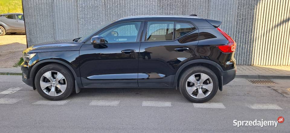 VOLVO XC40 Momentum Pro D3 AWD 166600km Bochnia