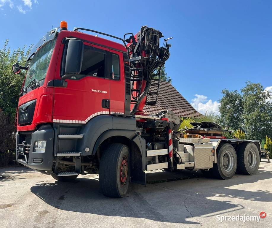 Ciagnik 6x4 z dzwigiem do drewna do drzewa