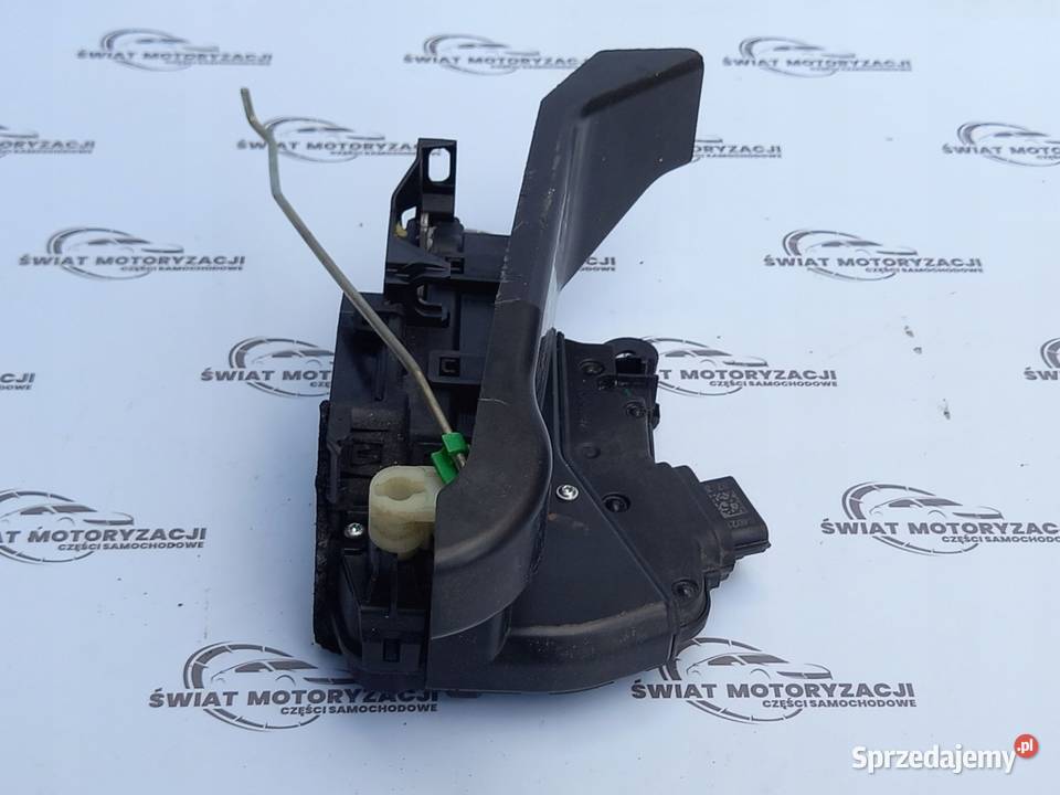 RENAULT TRAFIC III 15r zamek drzwi lewy przód Kielce