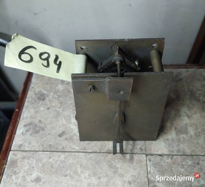 694 Mechanizm starego zegara ściennego chodzik Tczew