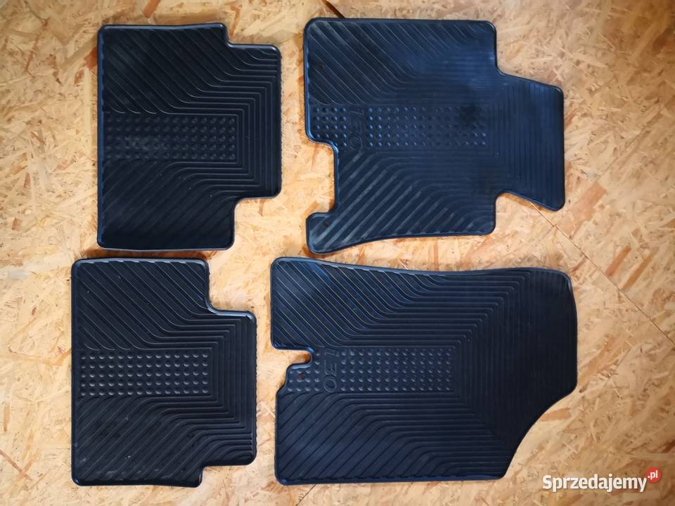Dywaniki wycieraczki gumowe HYUNDAI I30 komplet Dywaniki Rzeszów