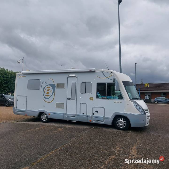 Camper kamper bavaria pilote integra Rok produkcji 2009 Kłodzko