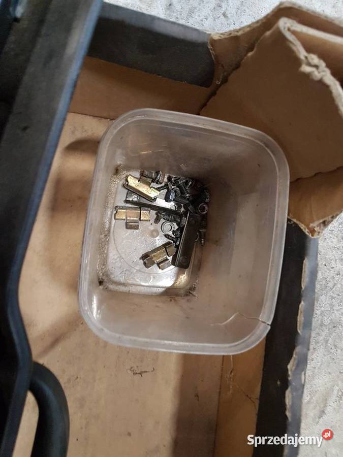 Mechanizm z maskownicą Otwierania Dachu Dachy Gromnik