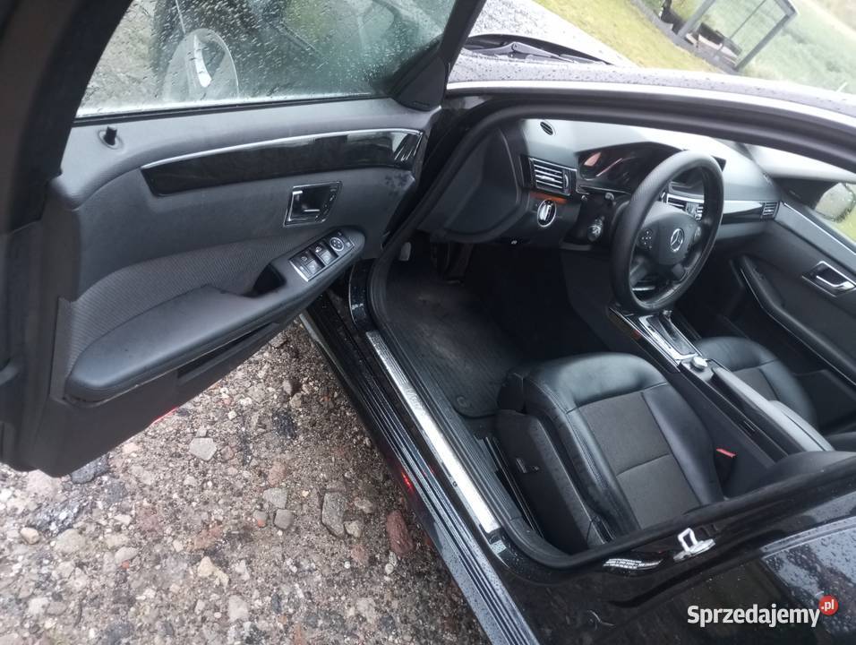 Mercedes E klasa w212 kombi diesel lakier metallic Świecie nad Osą sprzedam