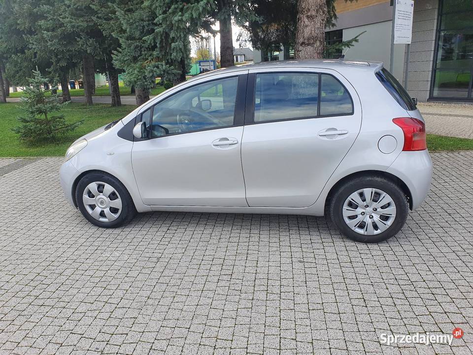 Toyota Yaris II 13 bezyna Rok produkcji 2006 Yaris