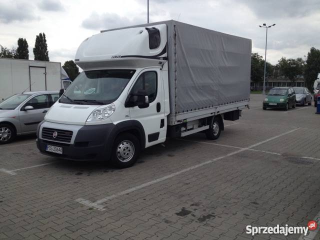 Wypożyczalnia Busów plandeki Wynajem pojazdów Usługi Skarżysko-Kamienna wynajem pojazdu