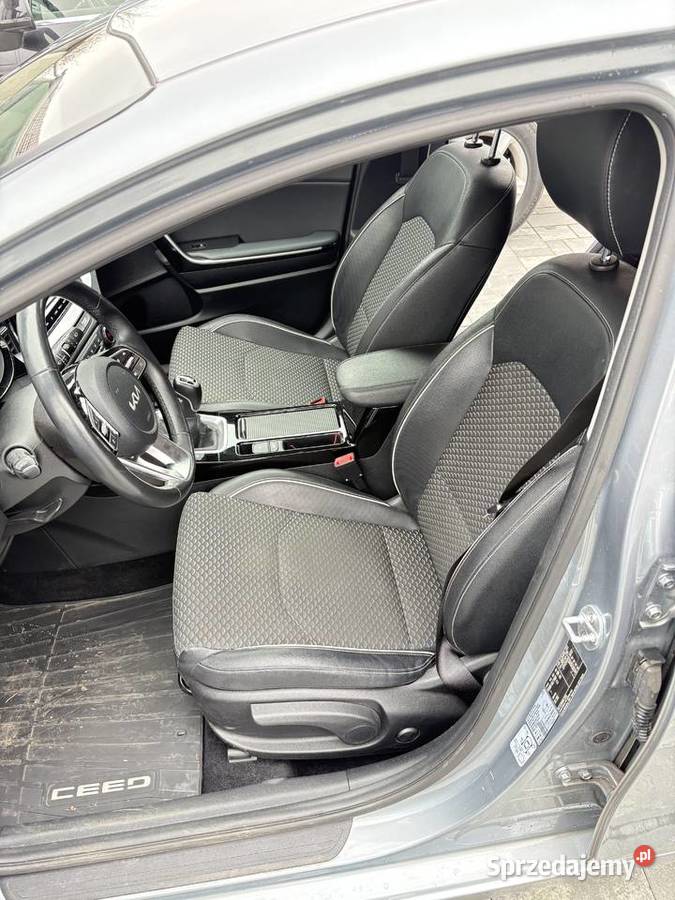 Kia Ceed 15 TGDI L Business Line