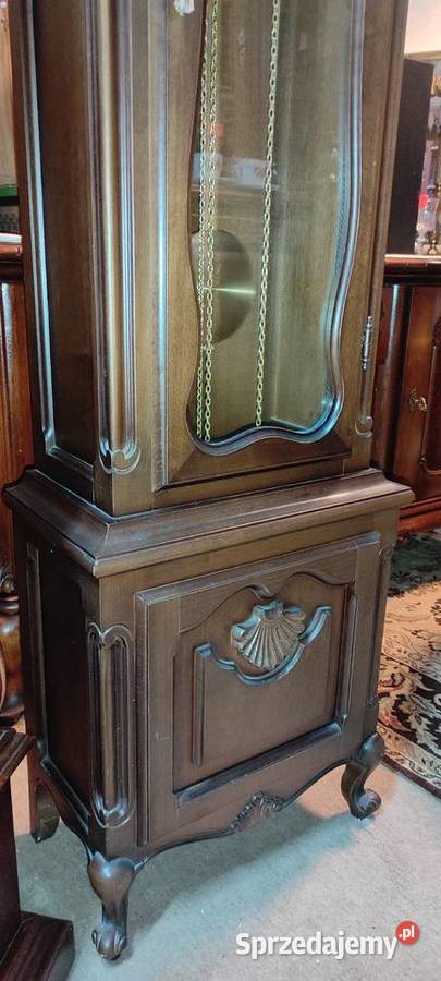 Elegancki zegar w stylu chippendale Sypniewo