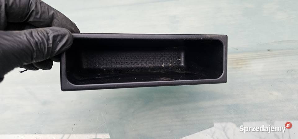 Schowek pod radio mercedes vaneo w414 4146890091 wielkopolskie Zbąszyń