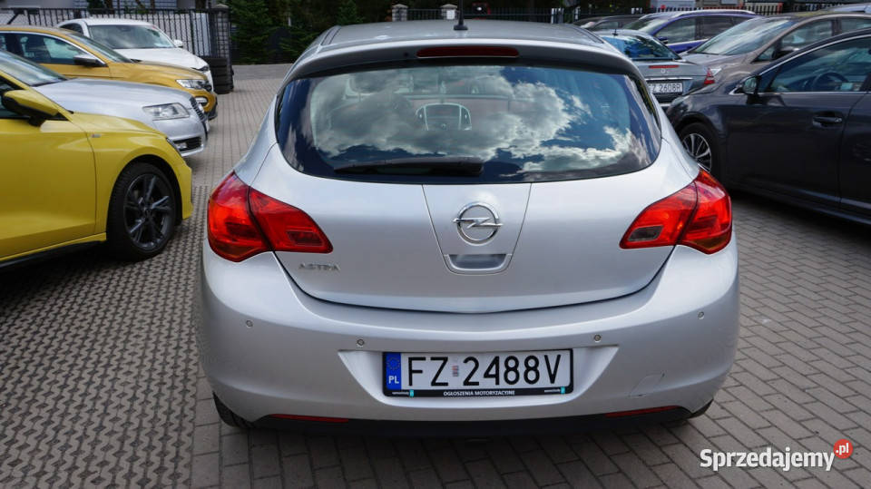 Opel Astra zarejestrowany ubezpieczony Gwarancja Zielona Góra