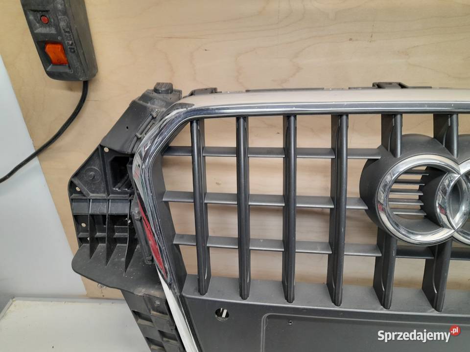 AUDI Q3 ATRAPA CHŁODNICY GRILL 8U0853653H zachodniopomorskie Goleniów