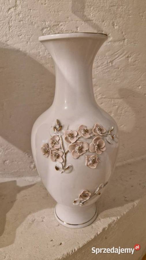 Stary WAZON Fine porcelain z wypukłymi kwiatami