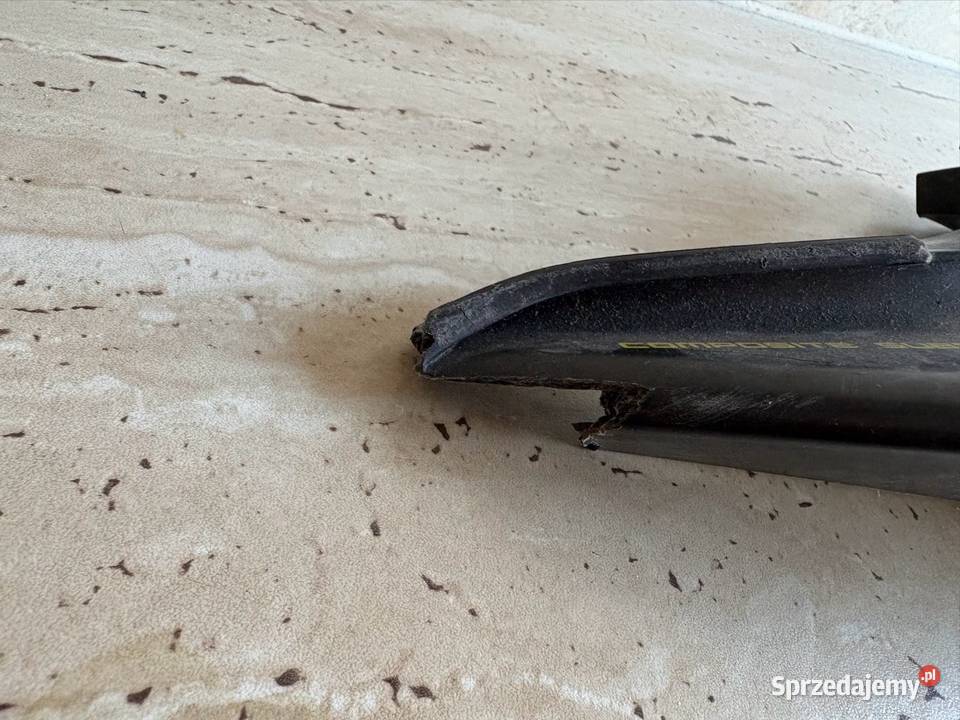 Subrama prawa tłumika Husqvarna 1023 25103002244 sprzedam