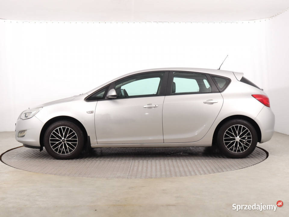 Opel Astra 14 16V 1398cm3 Katowice