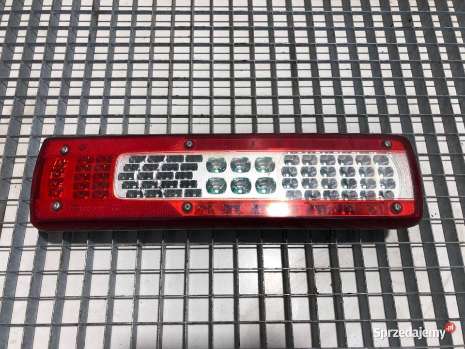 LAMPA PRAWY TYŁ VOLVO FH II 84195521 Hatchback podkarpackie