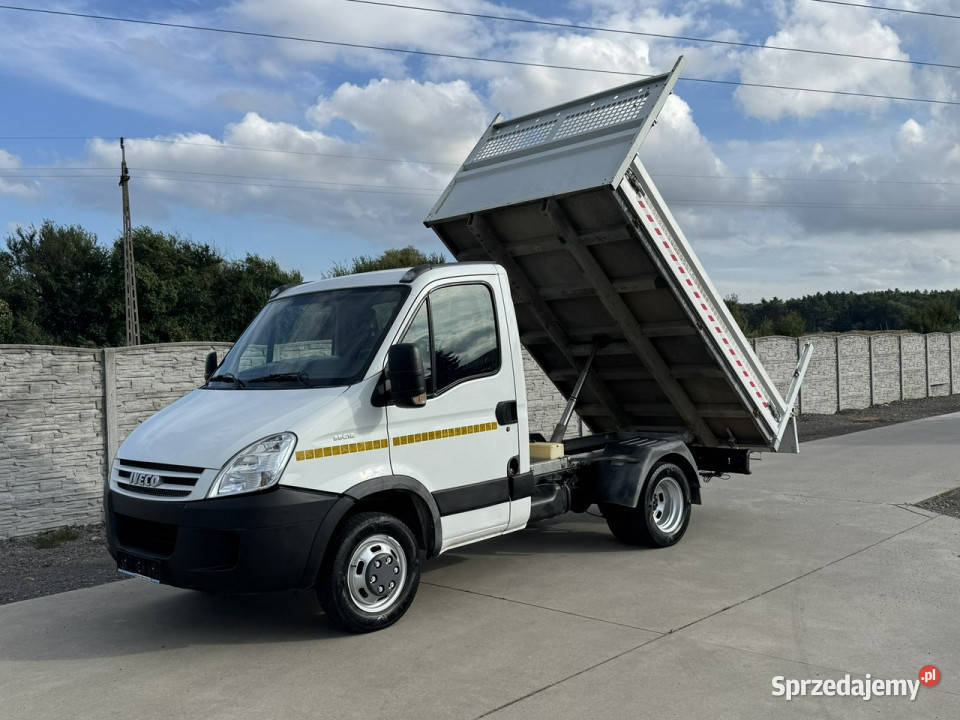 Iveco Daily Iveco Daily Kiper 35C12 23 HPI Klima Rok produkcji 2010 Karolinki