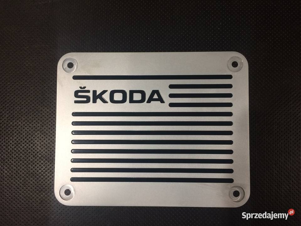 EMBLEMAT W DYWANIK SKODA TUNING SKODA osobowe
