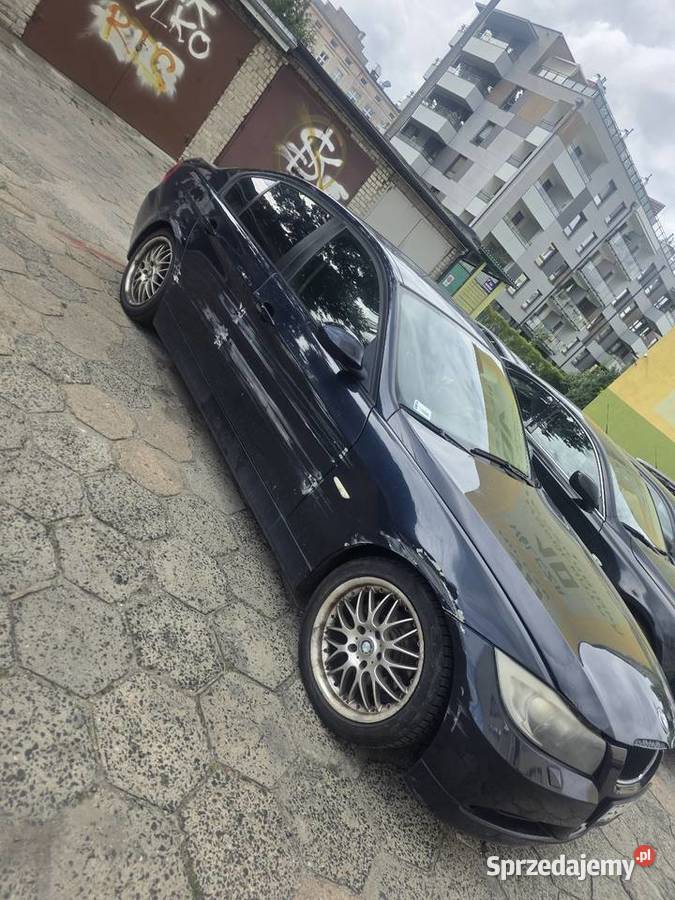 BMW E90 318i 20 Benzyna Sedan 2005 r 325 383 światła przeciwmgielne Łódź