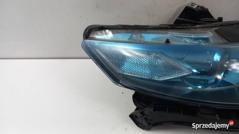 HONDA INSIGHT II LAMPA PRZÓD PRAWA SOCZEWKA Lampy przednie Zbierkowo sprzedam