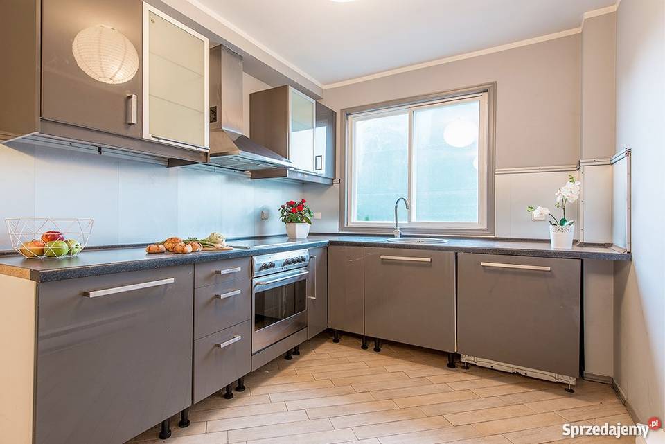 Piękny segment z ogrodem 2 piętra Mieszkania sprzedam