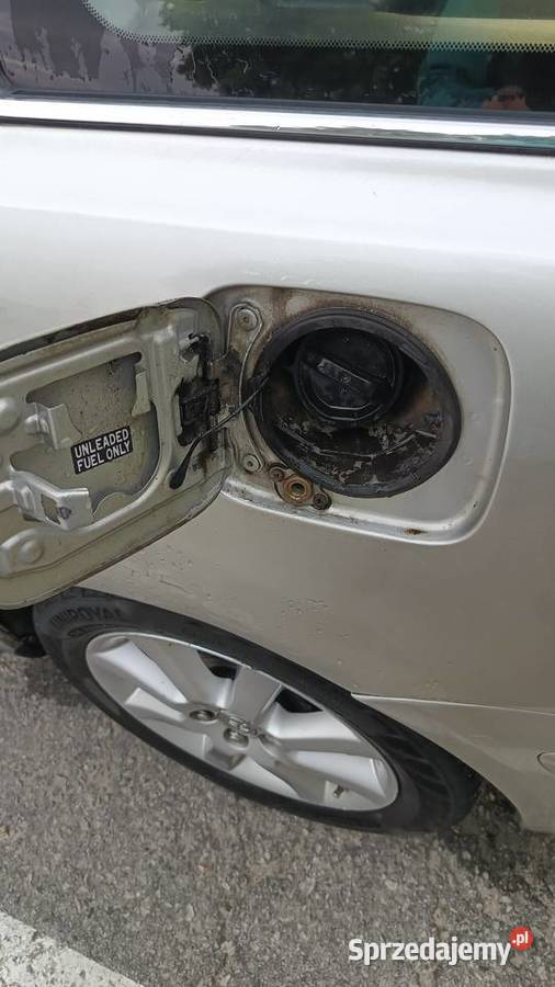 Toyota Avensis 2004 LPG 28 100 110KM