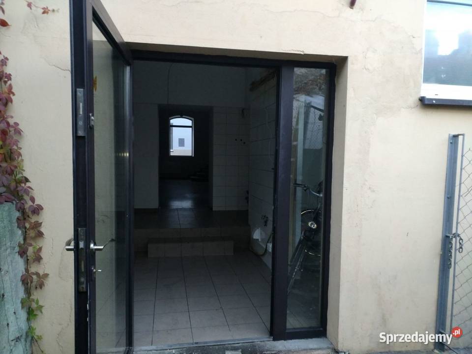 Brzesko CENTRUMTANIO lokal uzytkowy 118m2 118m2 Wynajem sprzedam