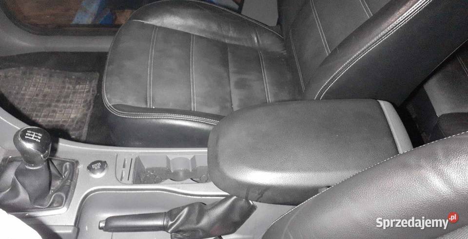 Skóra czarna Ford Focus 2 Lublin sprzedam