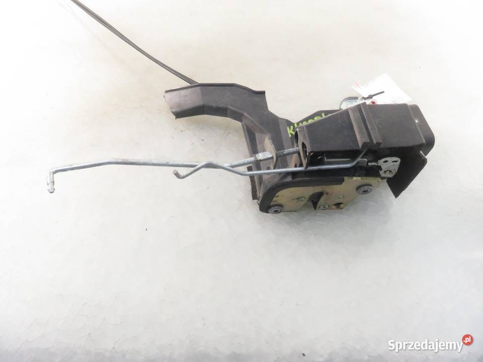 ZAMEK PRAWY PRZEDNI TOYOTA RAV 4 II