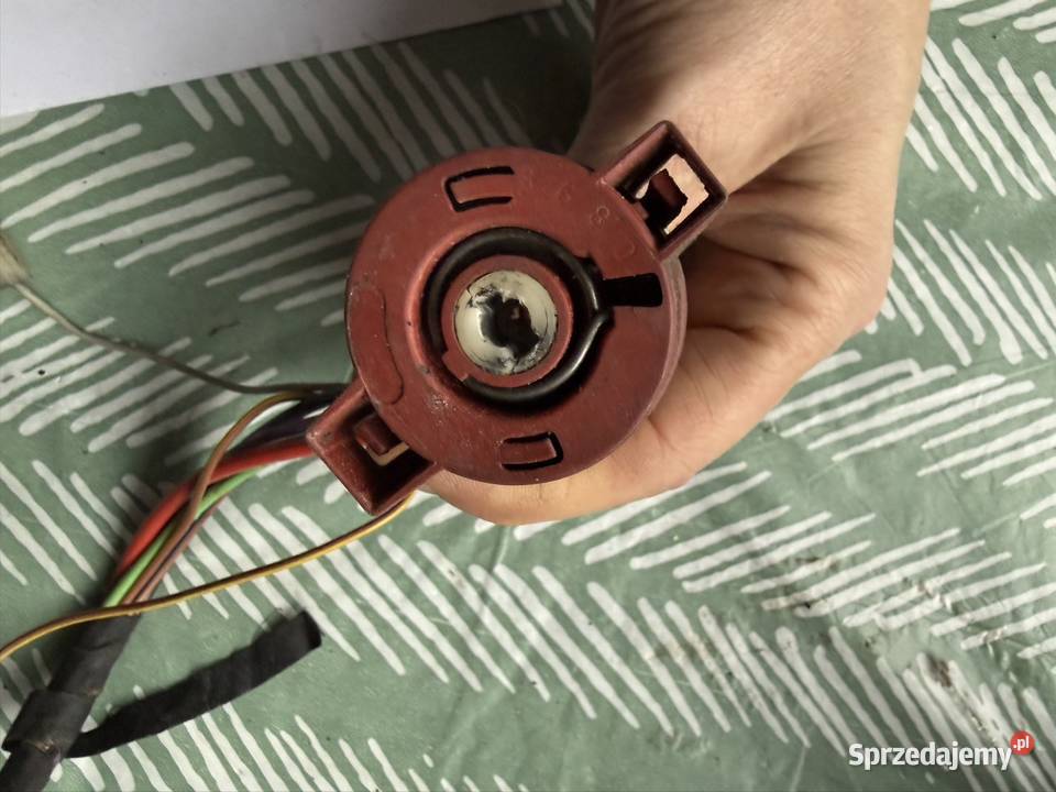 Kostka stacyjki BMW e28 OE1377064 Mszana