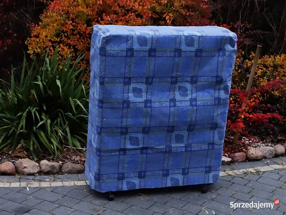 Łóżko polowe składane na kółkach do użytku Biłgoraj