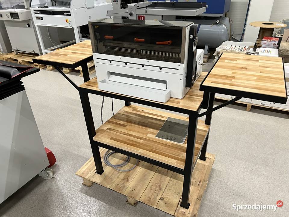 Perforator Renz Punch 500 z podstawą Radom