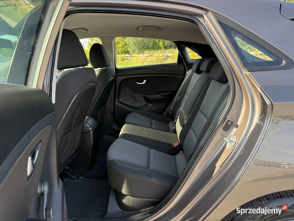 Hyundai i30 16 BENZYNA Klimatronik Nawigacja wielkopolskie Konin