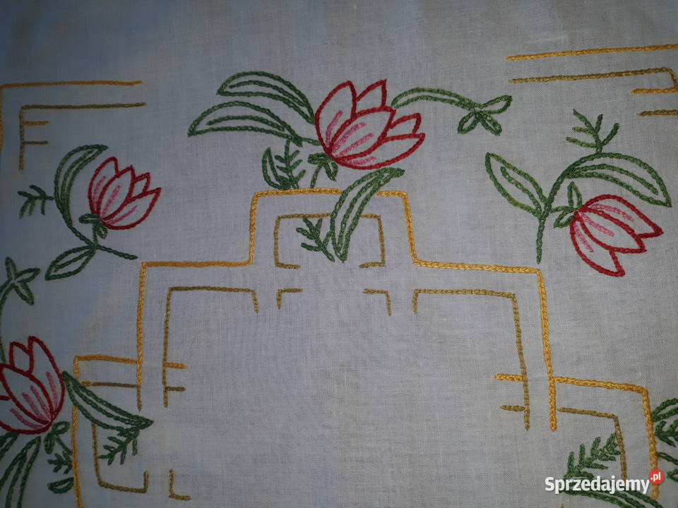 serwetka serweta ręczny haft płaski bogaty cudna Gdańsk