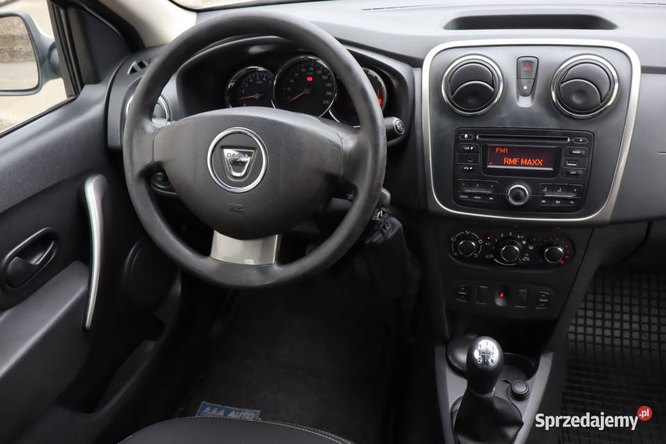 Dacia Logan 09 TCe światła przeciwmgielne Zabrze